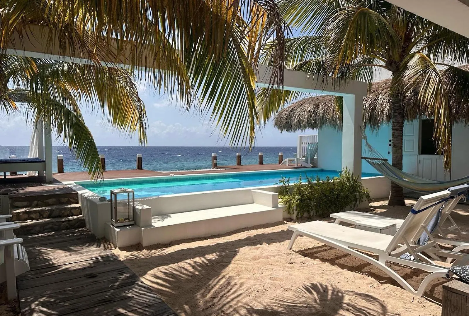 Beach House Pietermaai In Historic Pietermaai District Willemstad